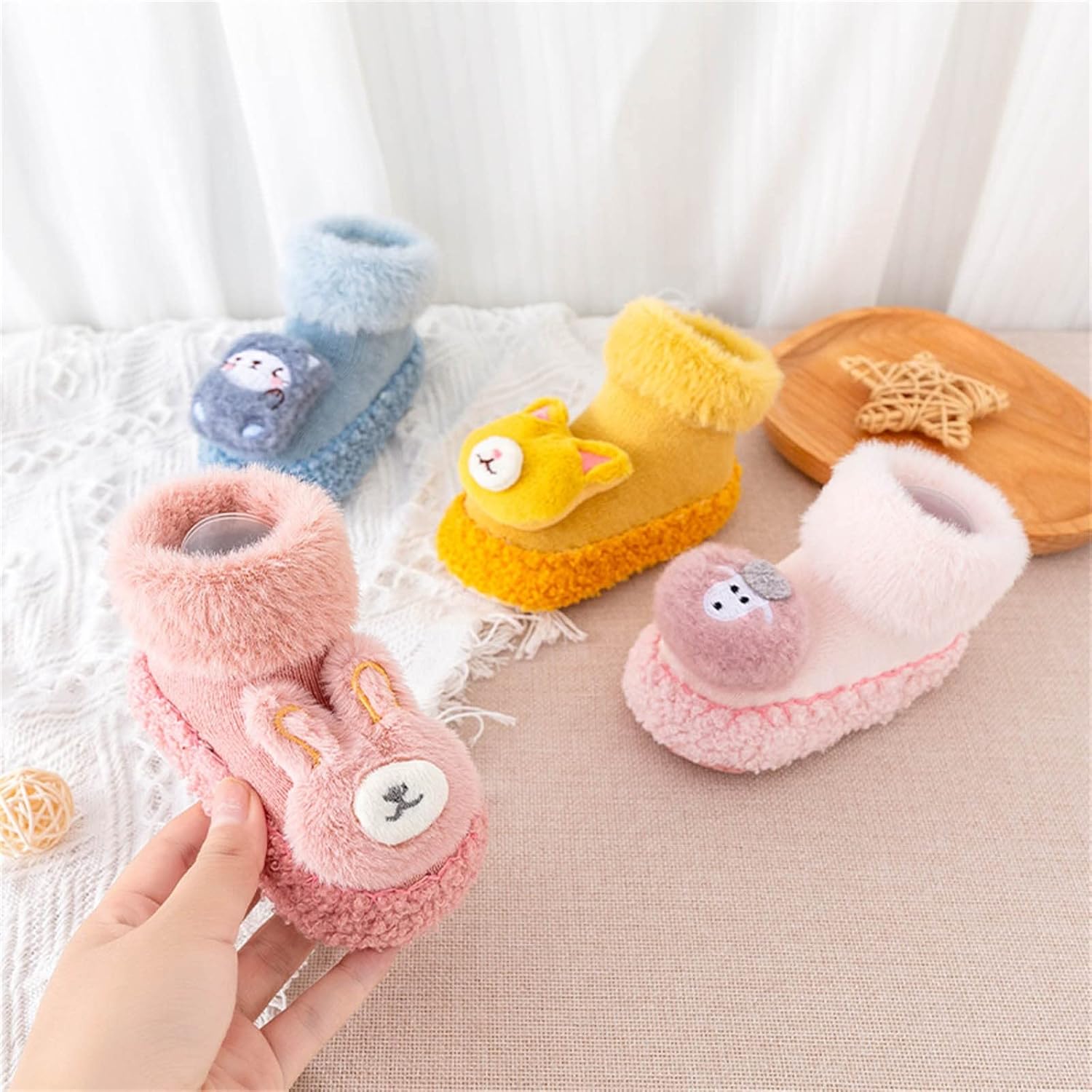 Cute Fuzzy Winter Slipper for Toddler