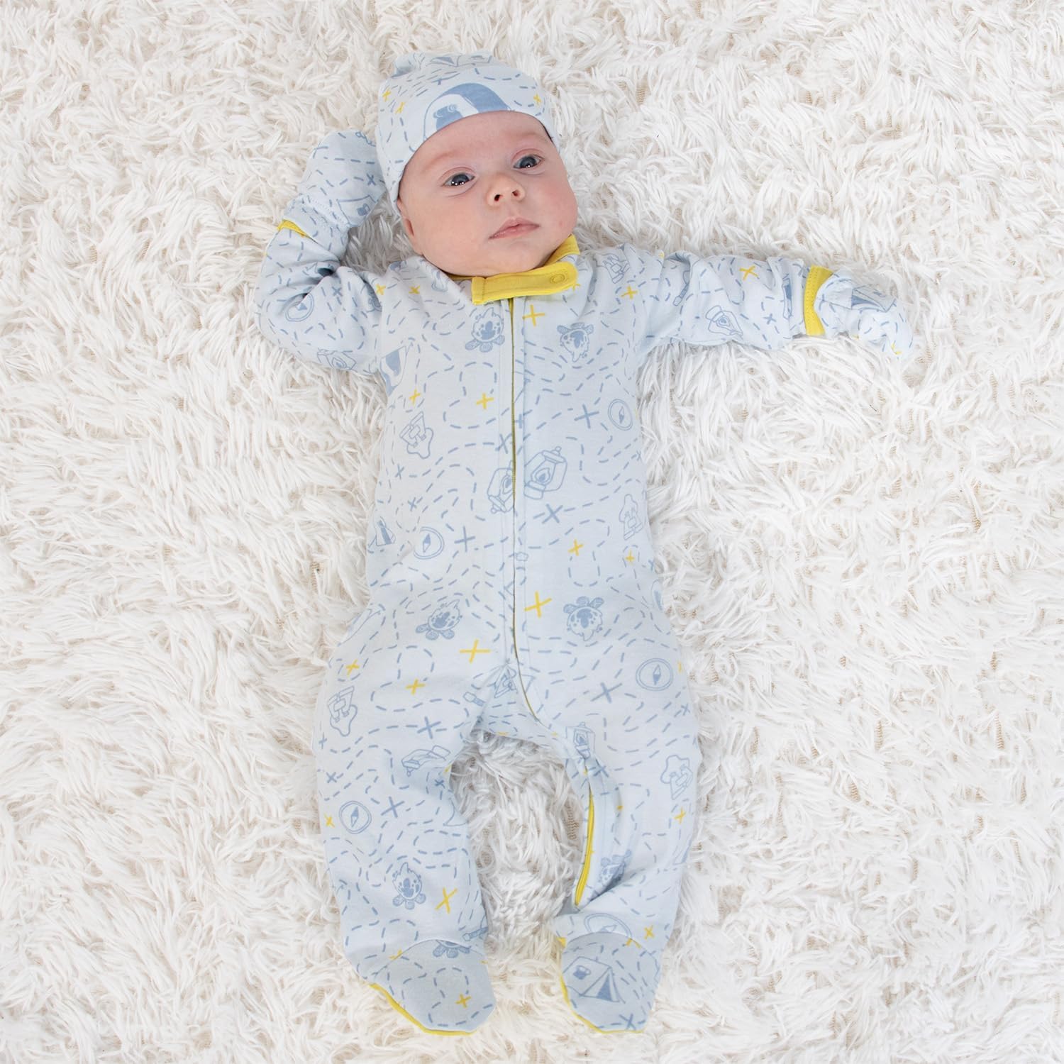 The Peanutshell Layette Gift Set - 30 Piece for Newborn Boys Girls