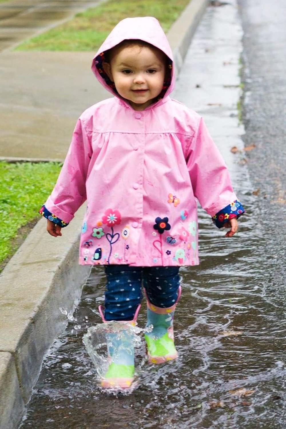 Arshiner Girl Baby Waterproof Hooded Raincoat Jacket for All Seasons