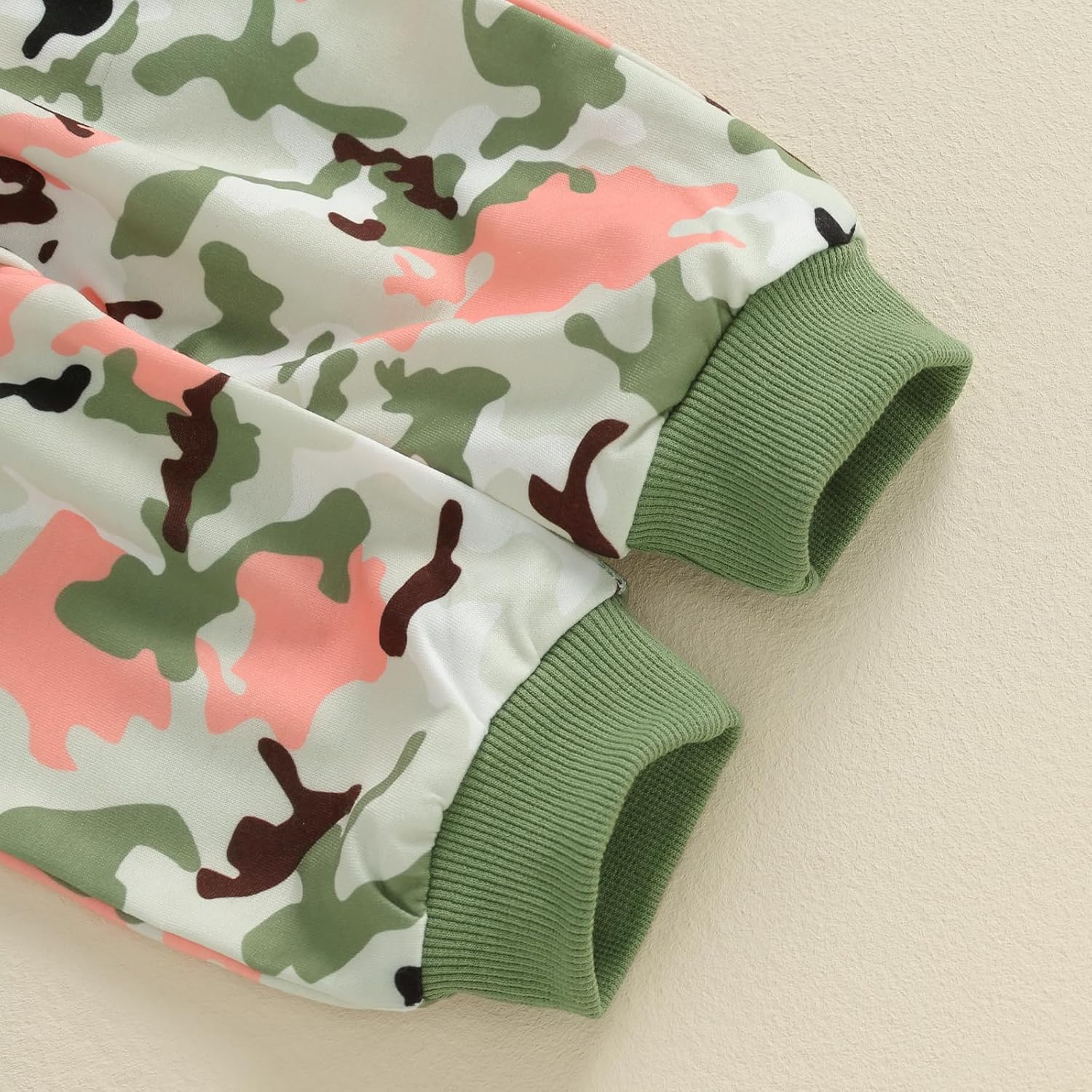 Camo Sweatshirt and Jogger Pants Set for Baby Girls