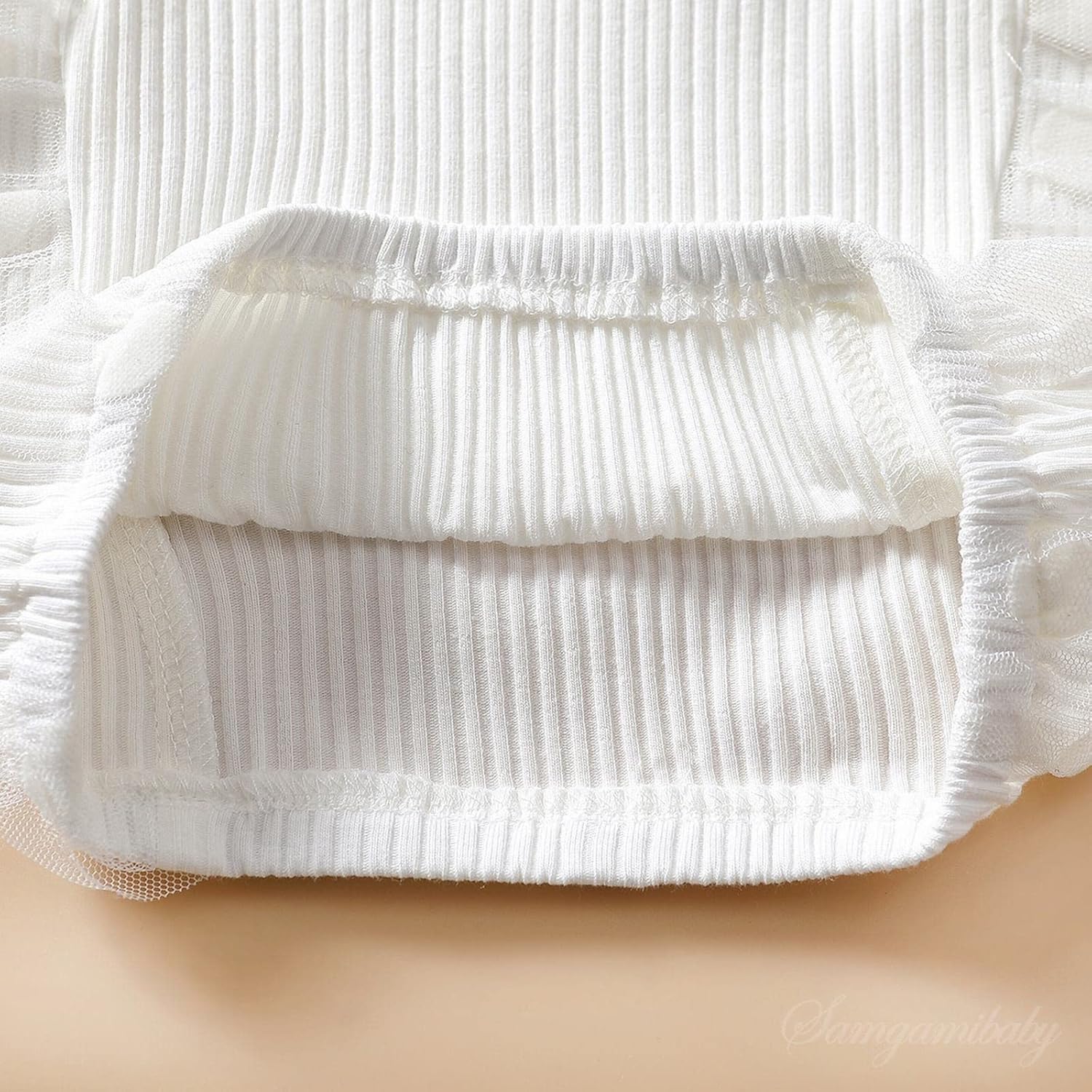 Comfortable mesh winter suit for baby girl
