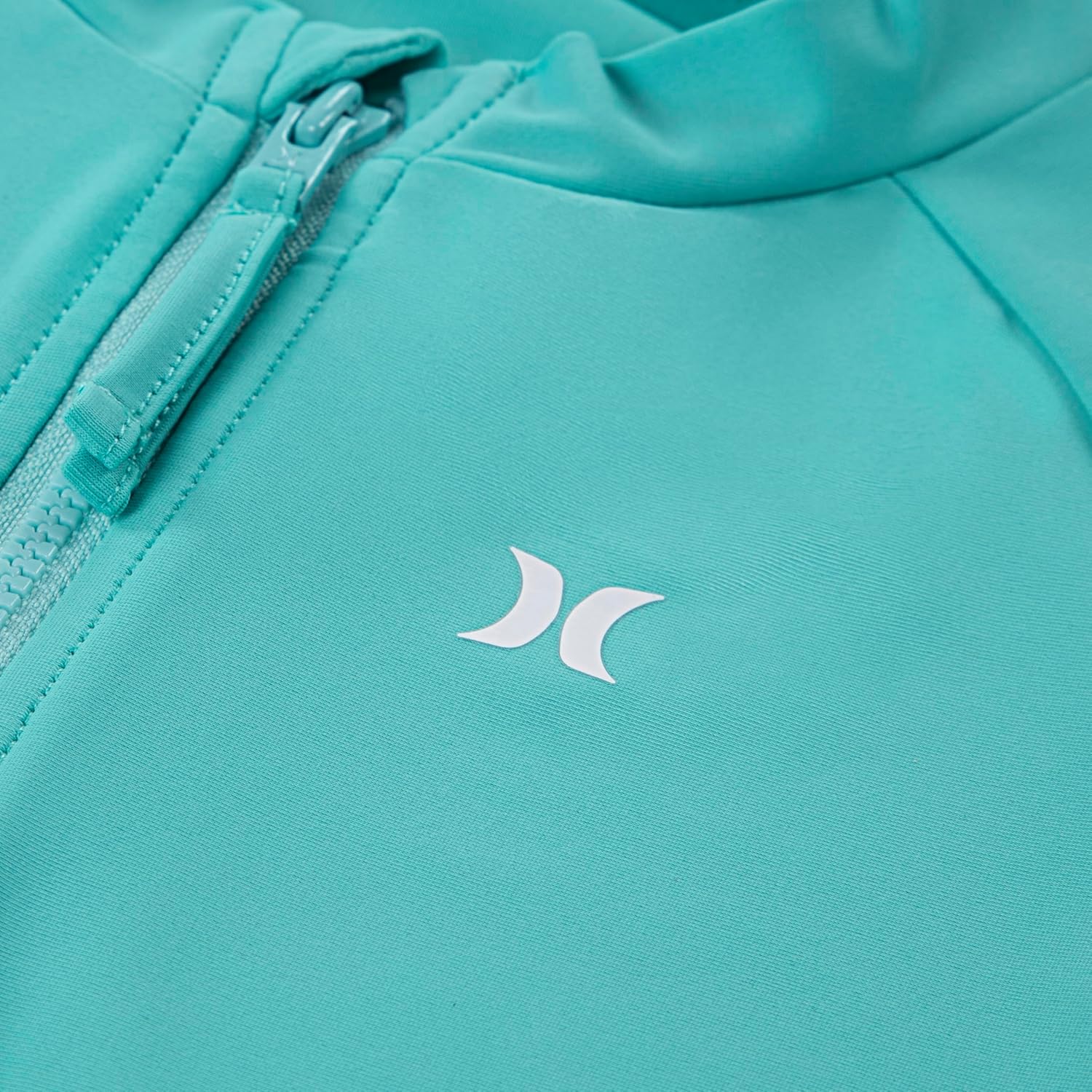 Sturdy zips cover stretchy fabric lasting fit synthetic-but-soft moisture-wicking fabric